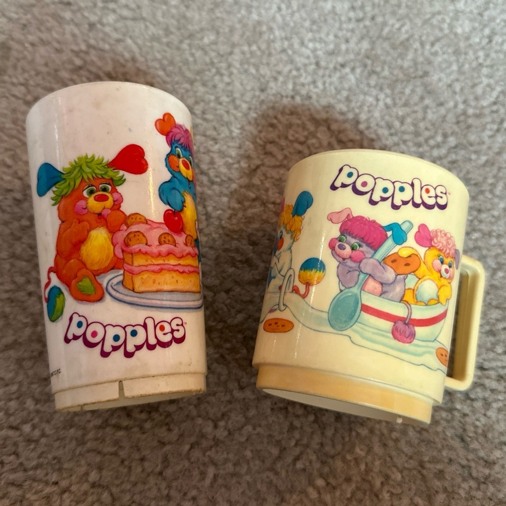 Vintage 1986 Deka Plastics Popples Cups T.C.F.C. USA “Goodies are for sharing”